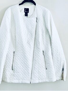 Lane Bryant White Quilted Jacket Silver Zippers Size 14/16
